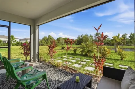 6333 Milestone Loop Palmetto FL 34221