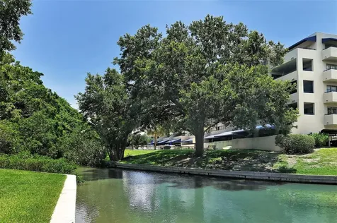 825 Osprey Avenue Sarasota FL 34236