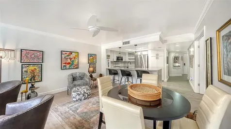 825 Osprey Avenue Sarasota FL 34236