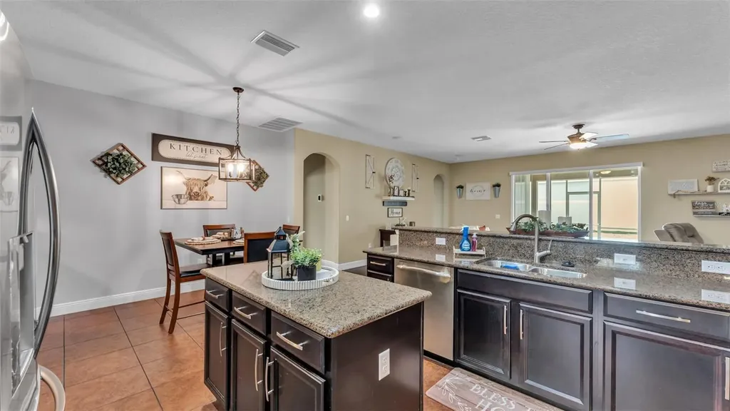 4105 Berkshire Loop Lakeland FL 33813