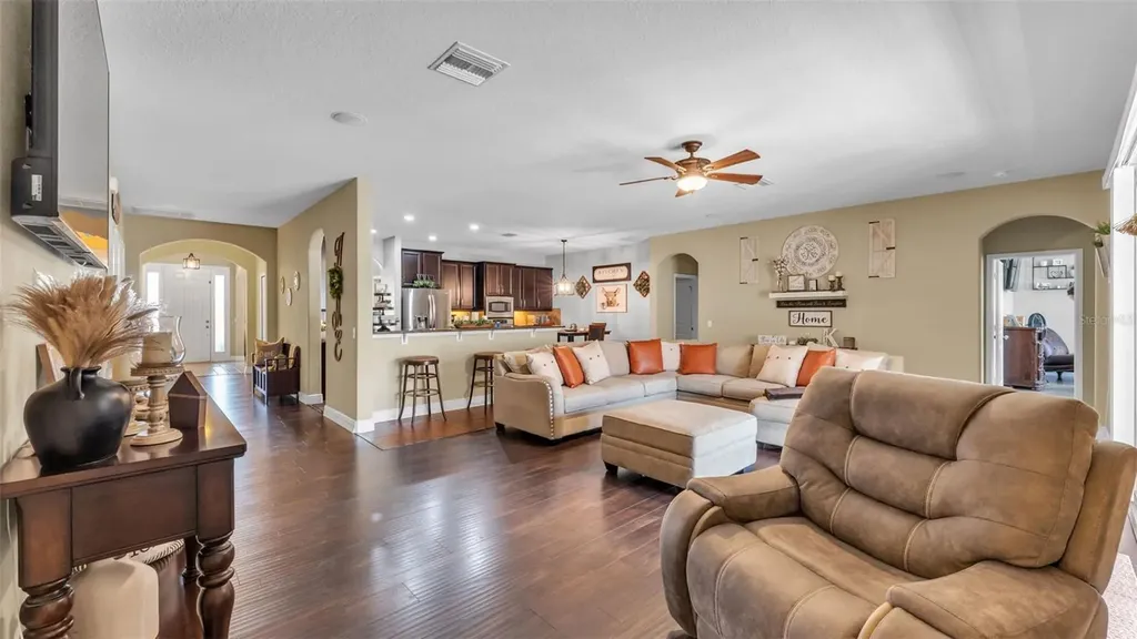 4105 Berkshire Loop Lakeland FL 33813