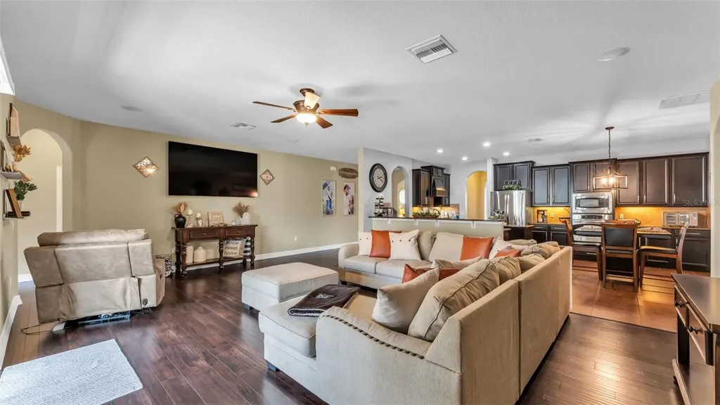 4105 Berkshire Loop Lakeland FL 33813