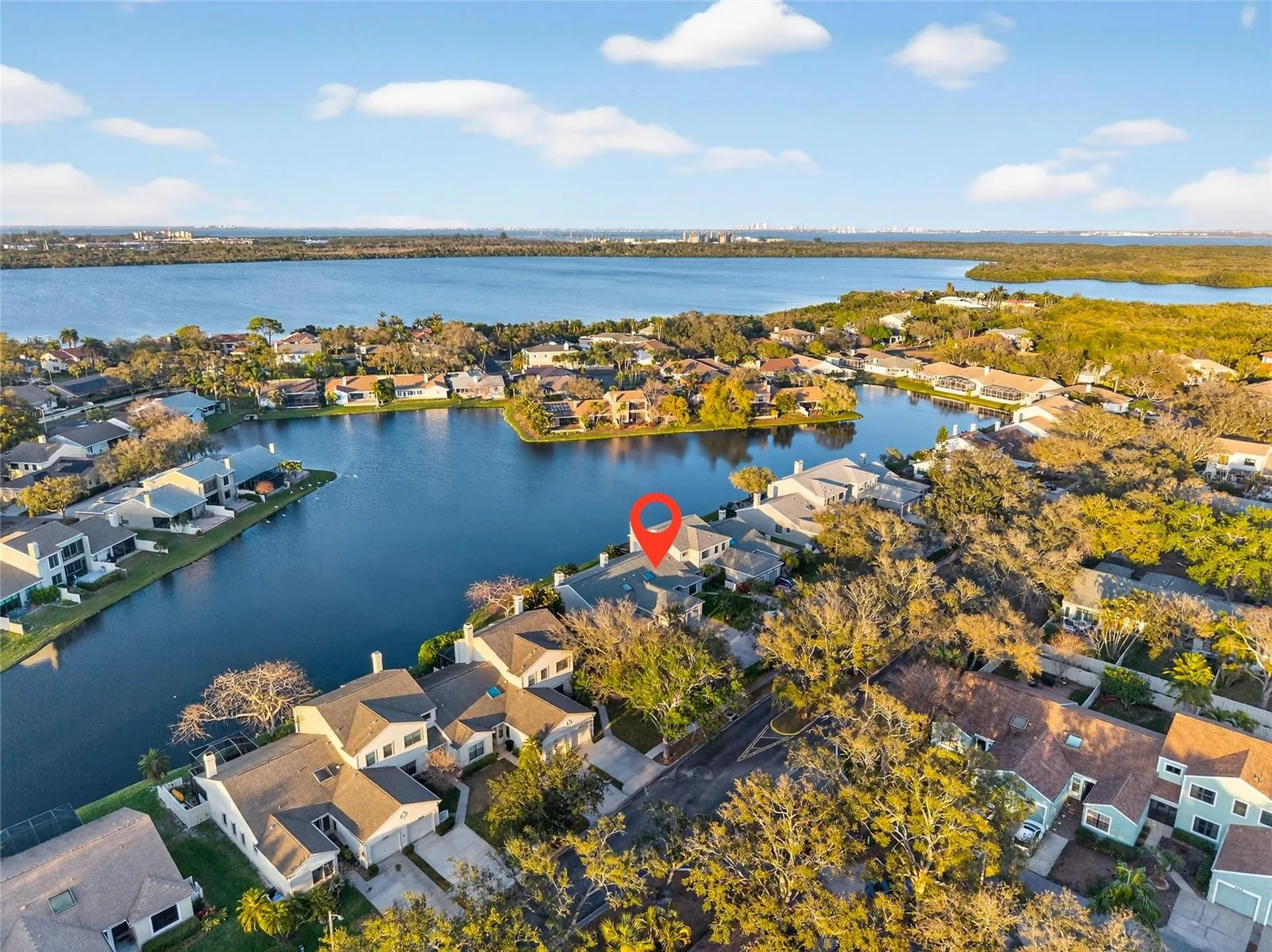 907 San Carlos Avenue NE St Petersburg FL 33702