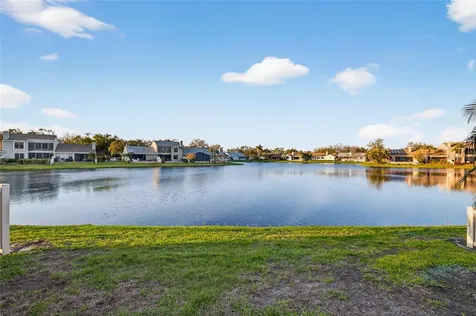 907 San Carlos Avenue NE St Petersburg FL 33702