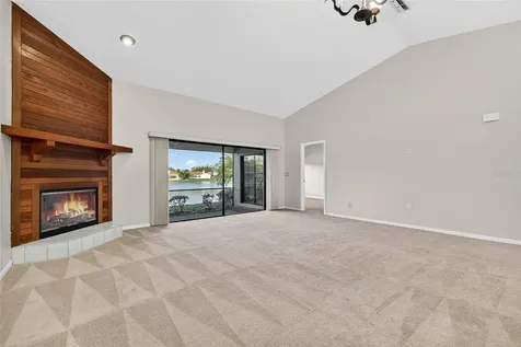 907 San Carlos Avenue NE St Petersburg FL 33702