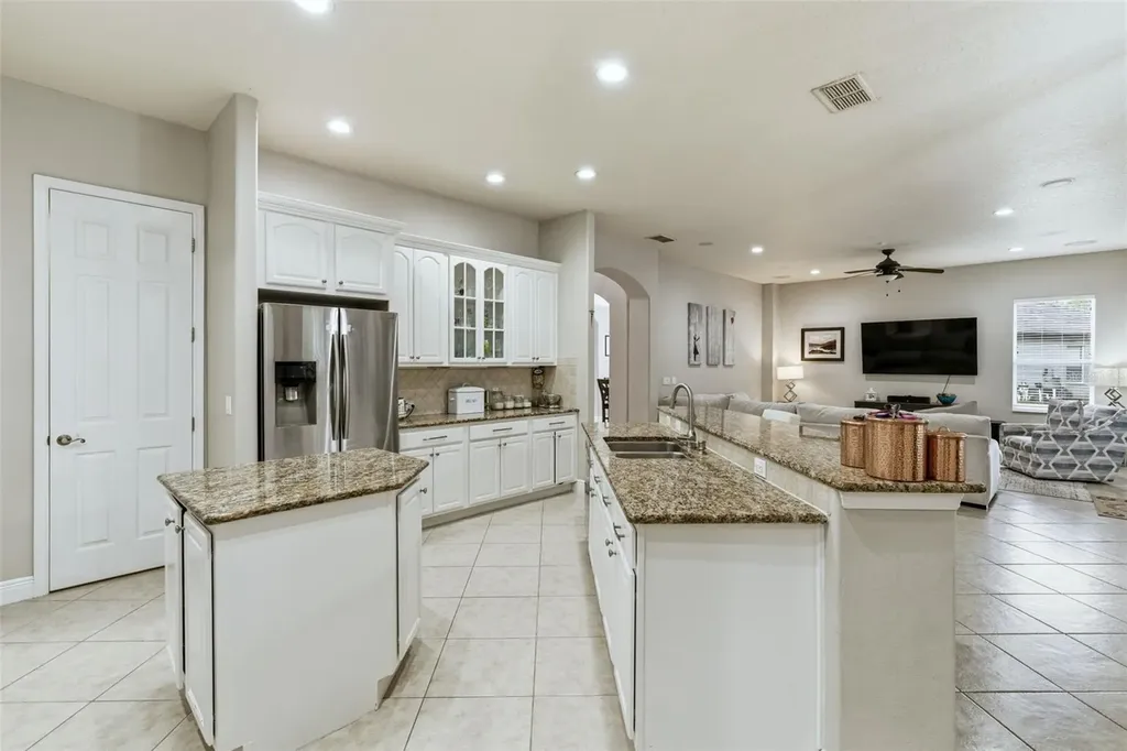 942 Elm Harbor Court Lake Mary FL 32746