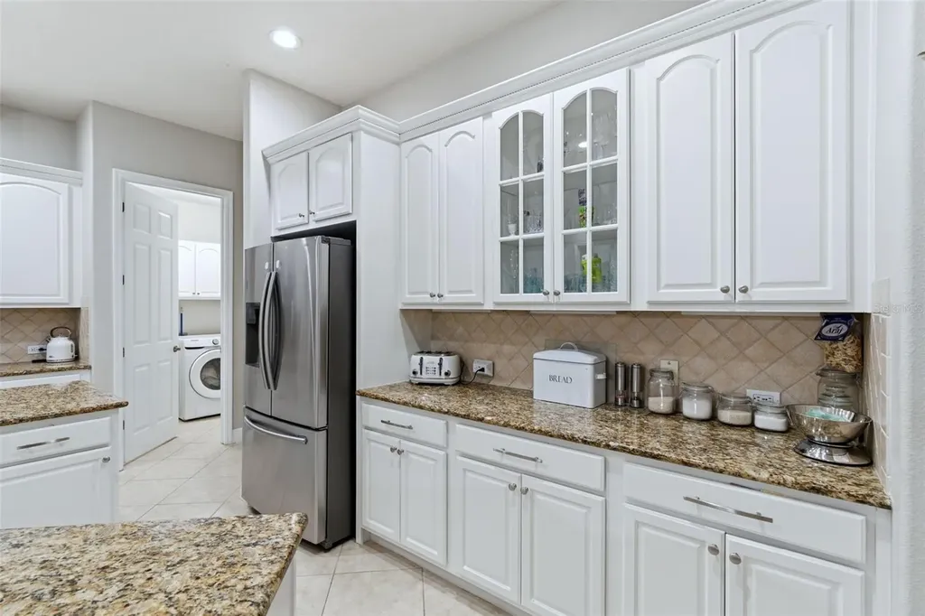 942 Elm Harbor Court Lake Mary FL 32746