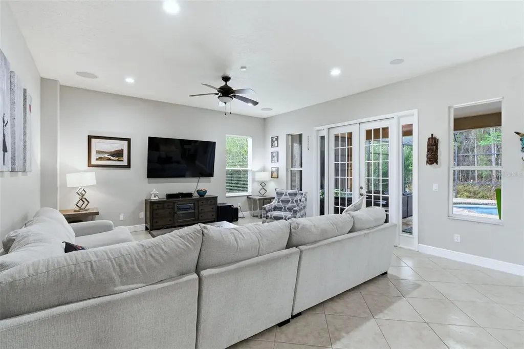 942 Elm Harbor Court Lake Mary FL 32746