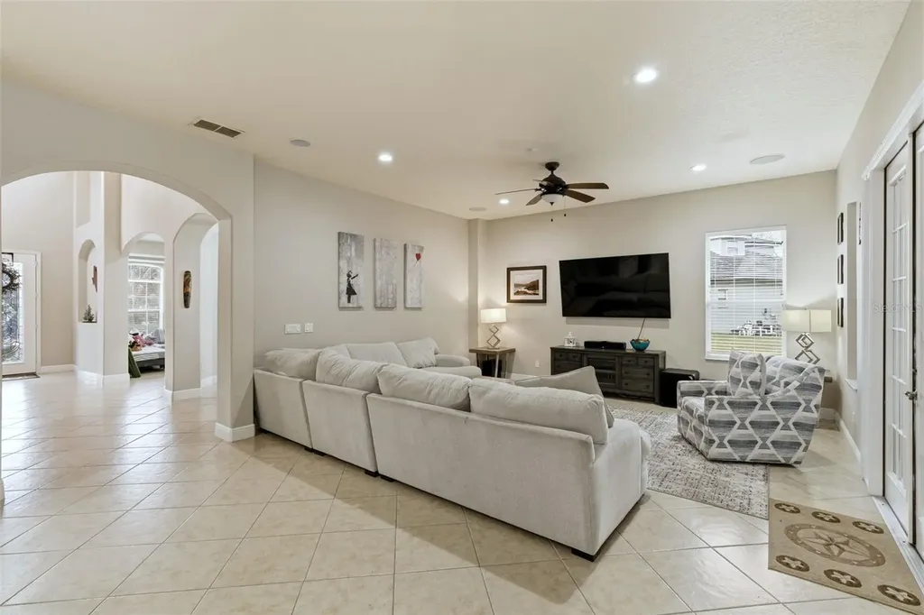 942 Elm Harbor Court Lake Mary FL 32746