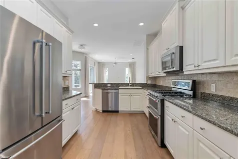 7707 Ashley Circle Bradenton FL 34201