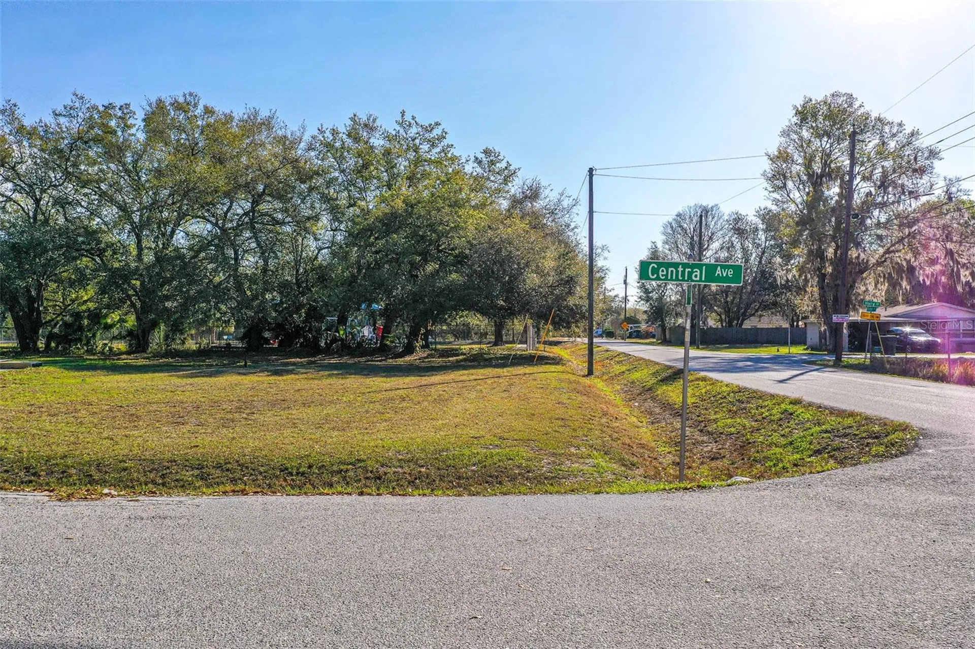 Central Avenue Mulberry FL 33860