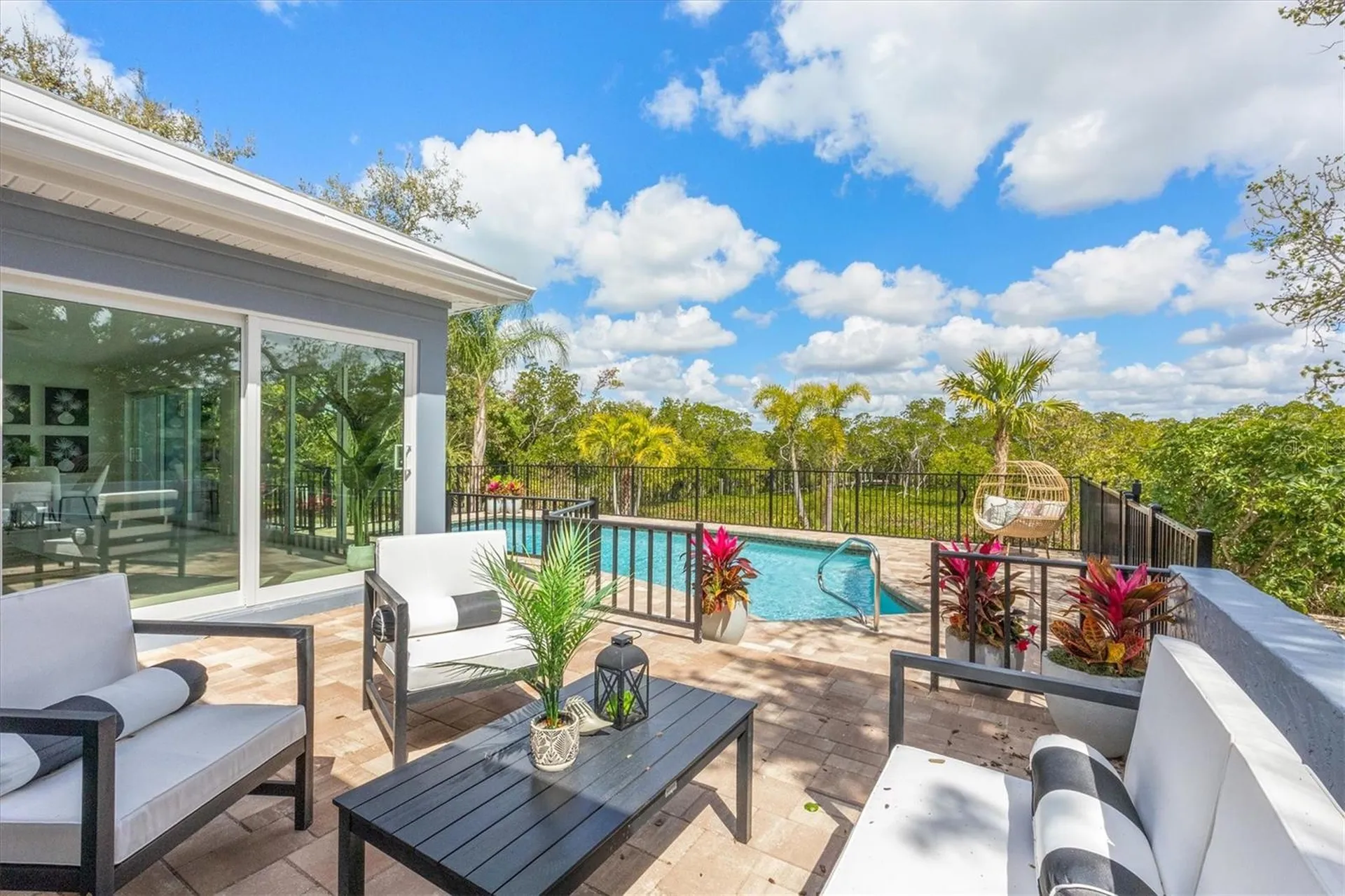 700 Tropical Circle Sarasota FL 34242