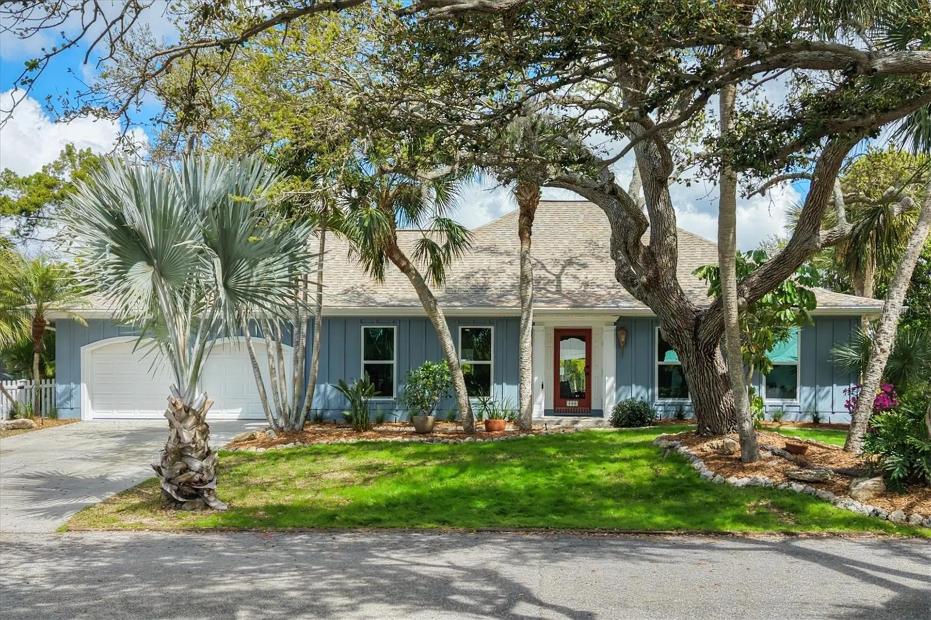 700 Tropical Circle Sarasota FL 34242