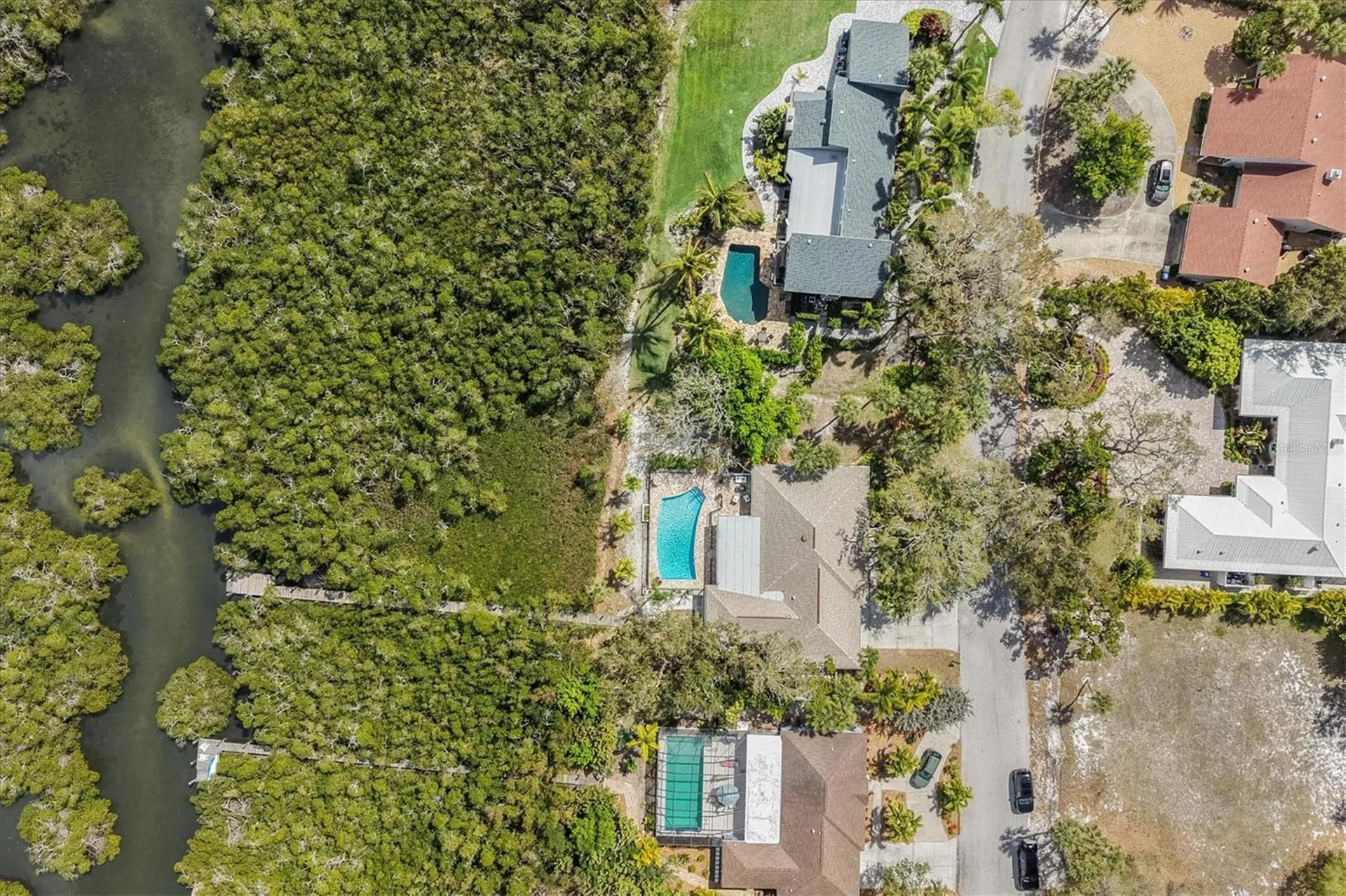 700 Tropical Circle Sarasota FL 34242