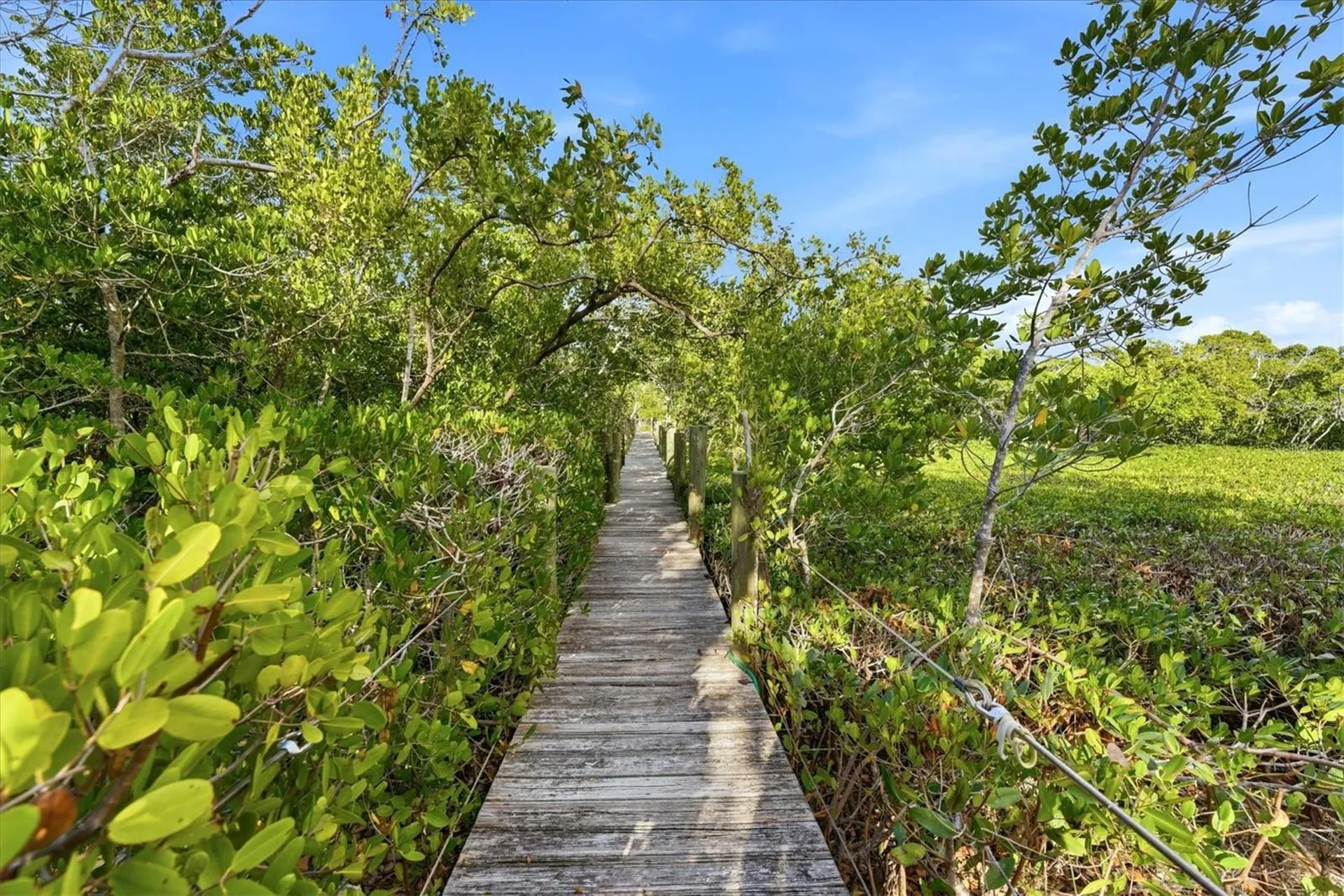 700 Tropical Circle Sarasota FL 34242