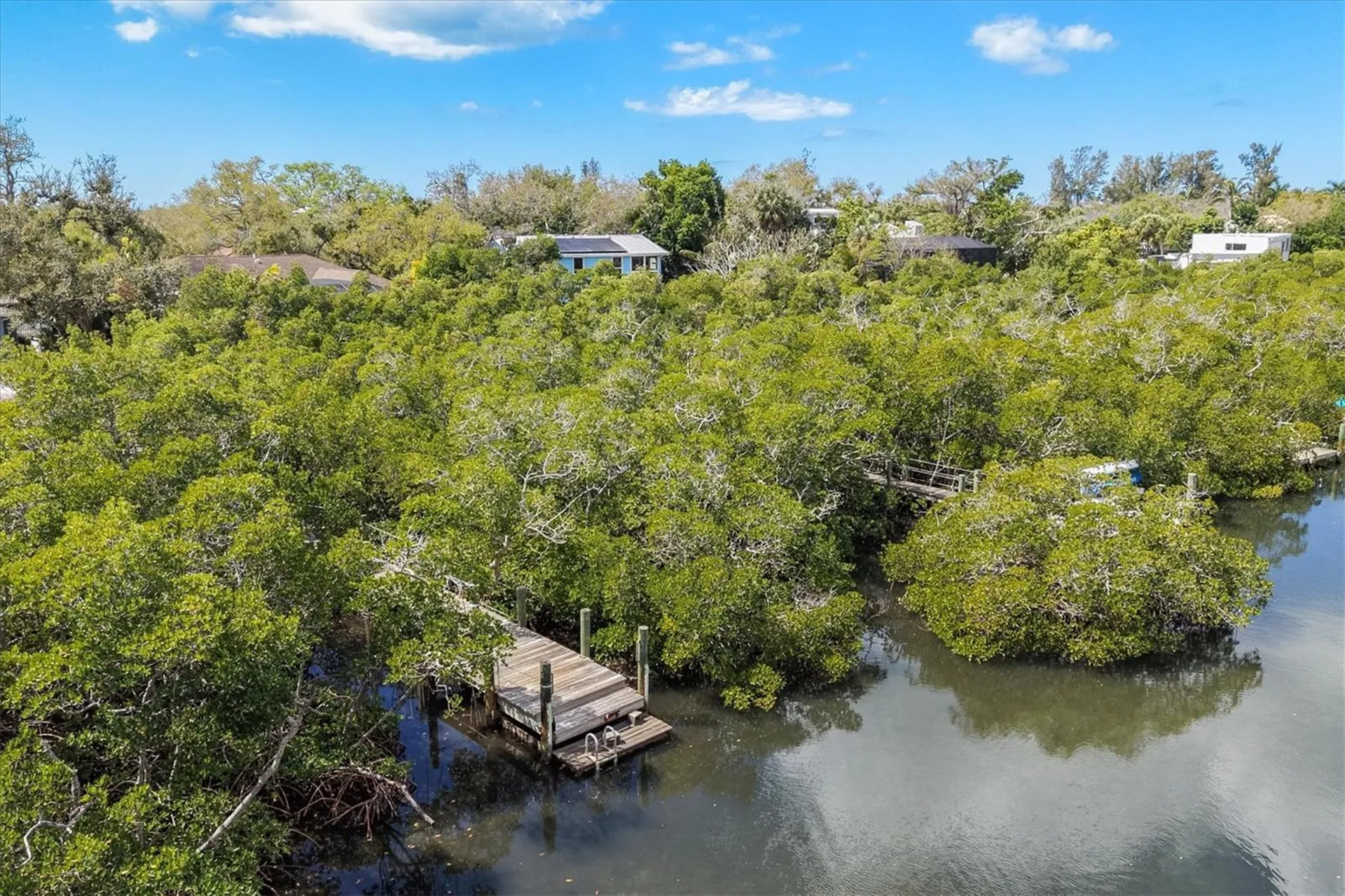700 Tropical Circle Sarasota FL 34242