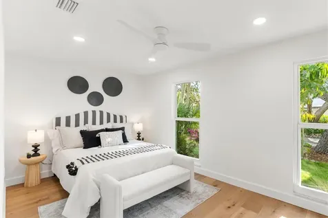 700 Tropical Circle Sarasota FL 34242