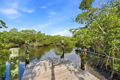 700 Tropical Circle Sarasota FL 34242
