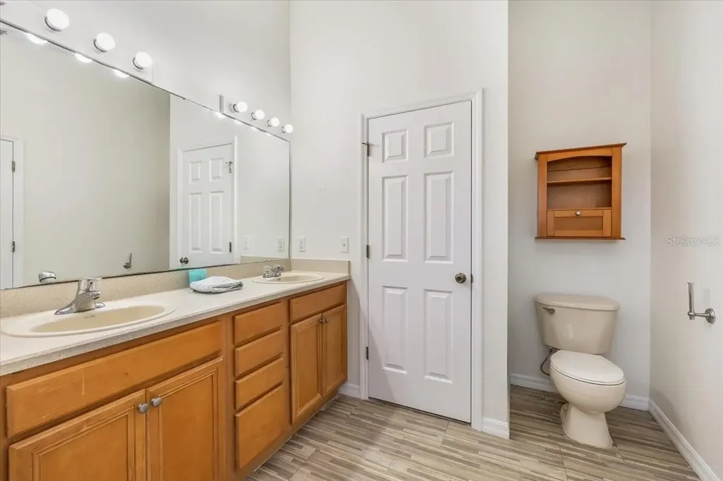 4 Lake Charles Place Palm Coast FL 32137