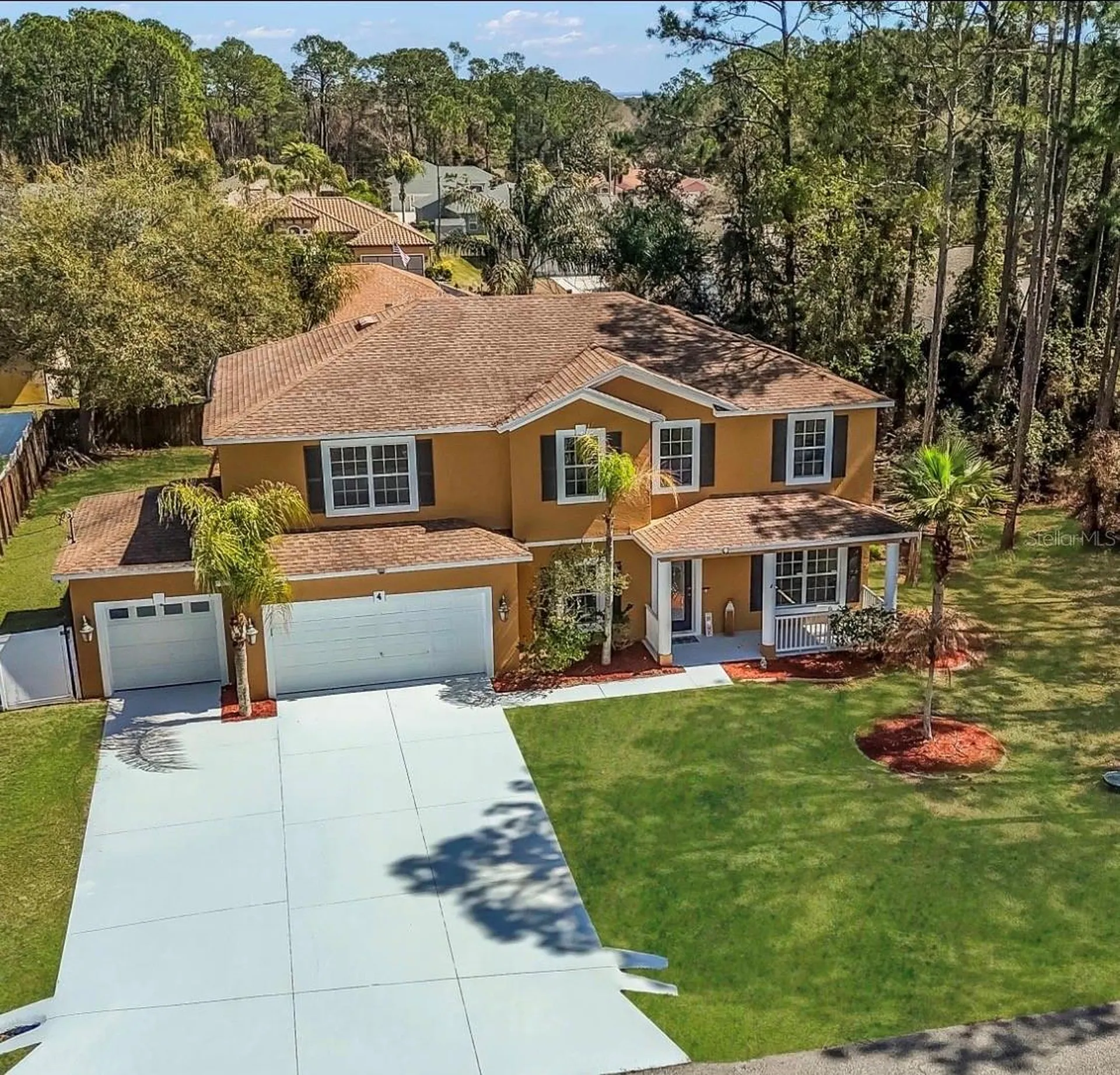 4 Lake Charles Place Palm Coast FL 32137