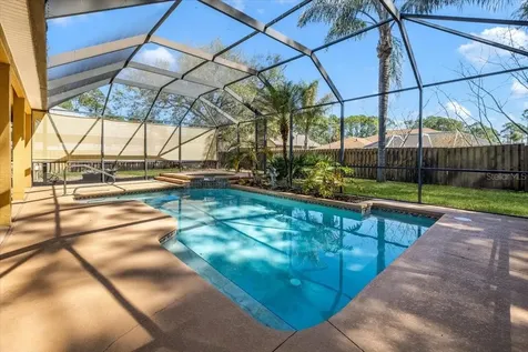 4 Lake Charles Place Palm Coast FL 32137