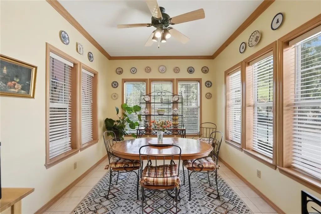 100 72nd Street S St Petersburg FL 33707