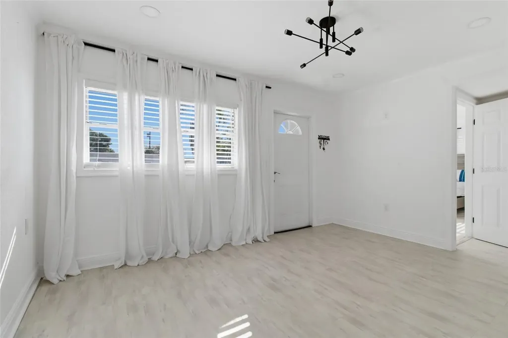 4930 Eldorado Drive Tampa FL 33615