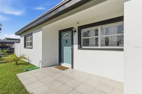 4930 Eldorado Drive Tampa FL 33615