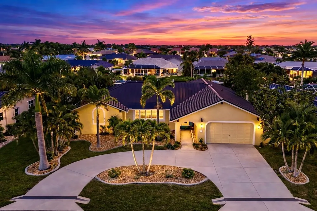 825 Via Formia Punta Gorda FL 33950