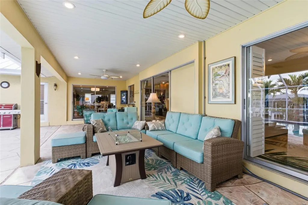 825 Via Formia Punta Gorda FL 33950