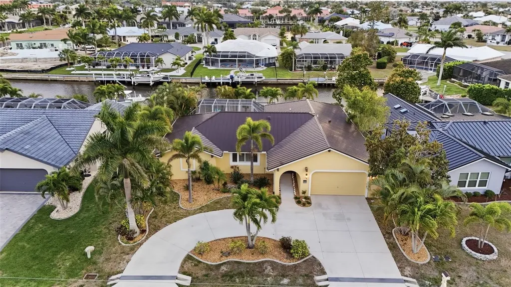 825 Via Formia Punta Gorda FL 33950
