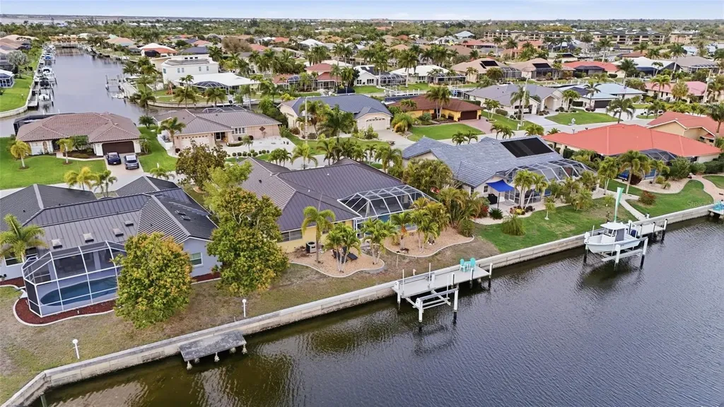 825 Via Formia Punta Gorda FL 33950