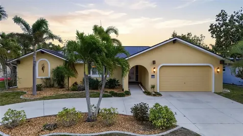 825 Via Formia Punta Gorda FL 33950