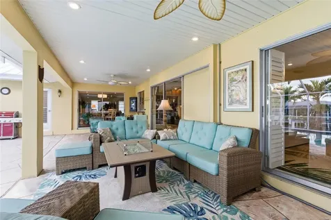 825 Via Formia Punta Gorda FL 33950
