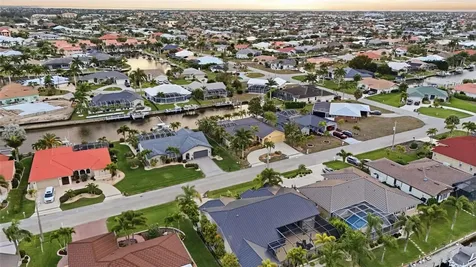 825 Via Formia Punta Gorda FL 33950