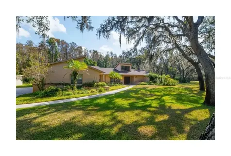 10206 Lakeview Drive New Port Richey FL 34654