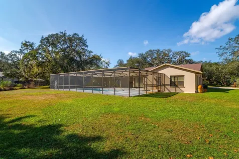 10206 Lakeview Drive New Port Richey FL 34654