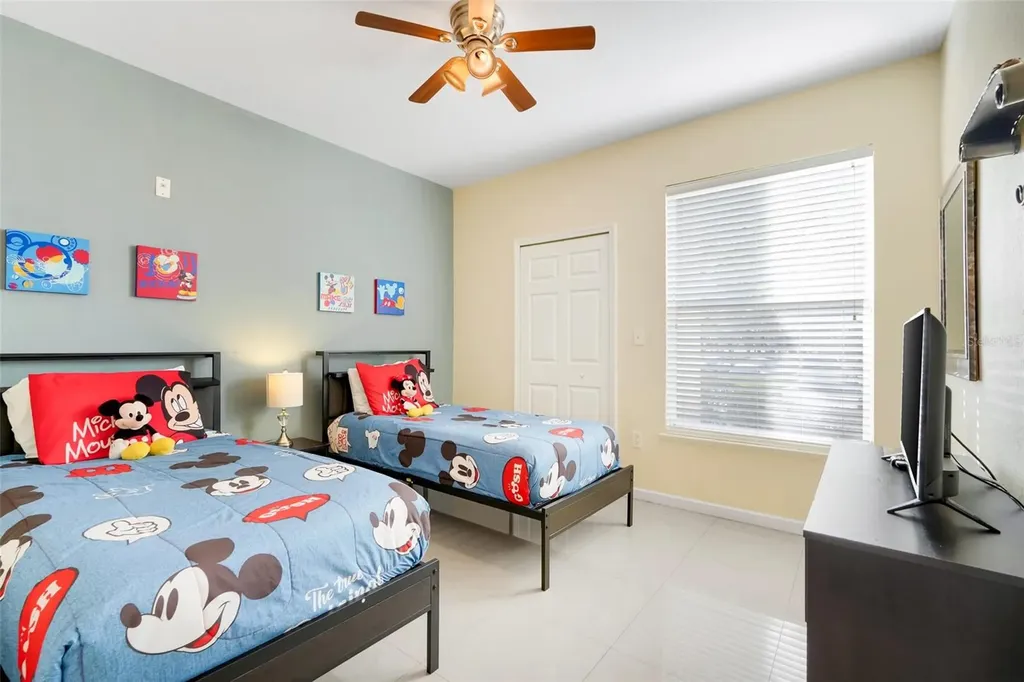 8921 Legacy Court Kissimmee FL 34747