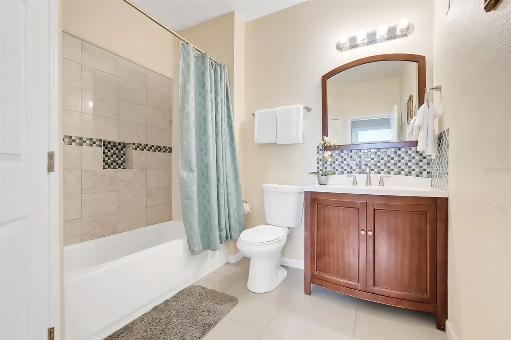 8921 Legacy Court Kissimmee FL 34747