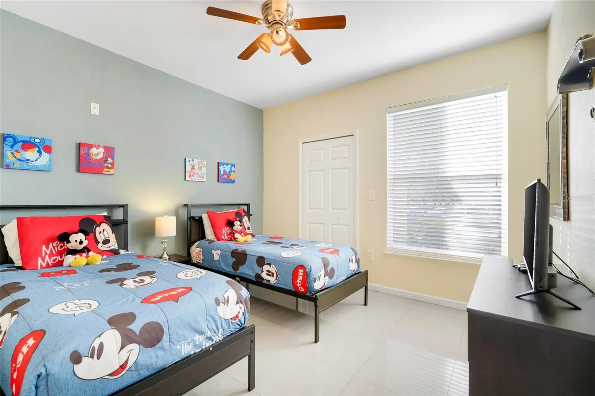 8921 Legacy Court Kissimmee FL 34747