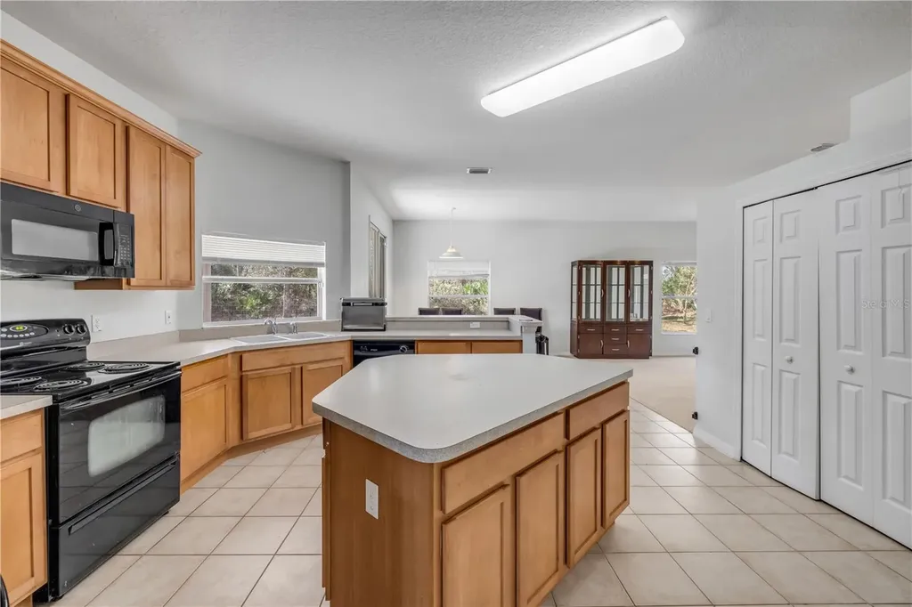 34 Richardson Drive Palm Coast FL 32164
