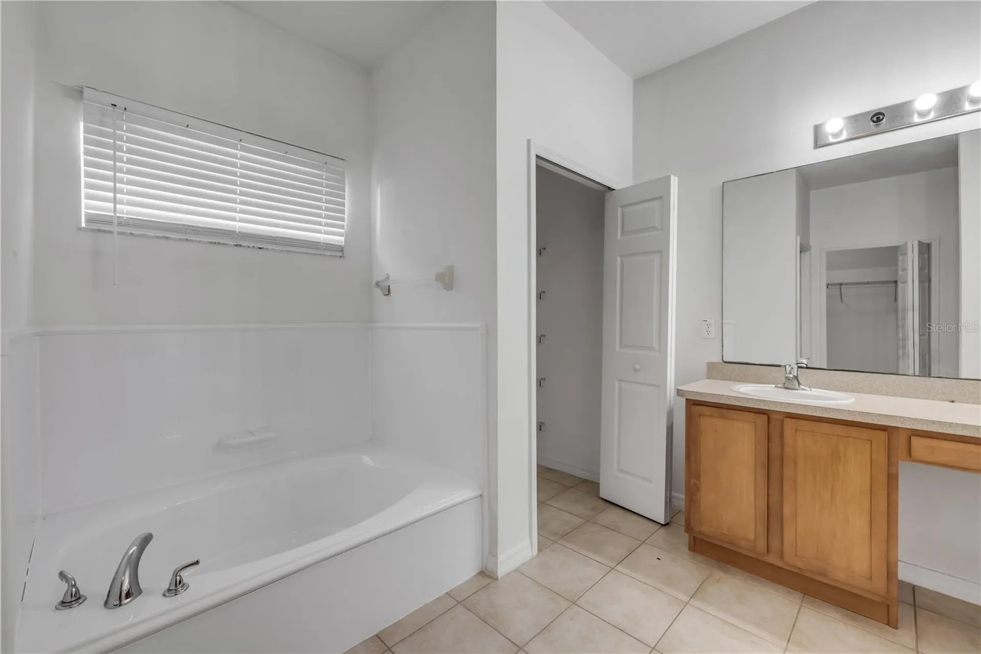 34 Richardson Drive Palm Coast FL 32164