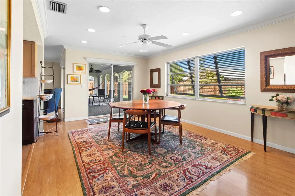 7926 Cypress Lake Drive Sarasota FL 34243