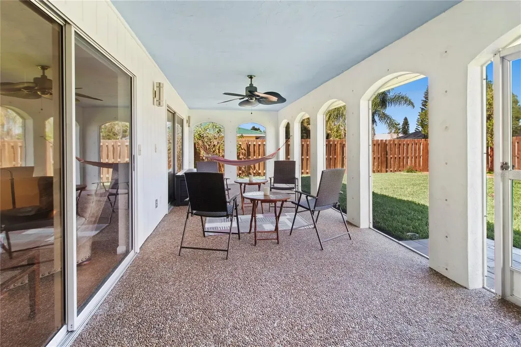 7926 Cypress Lake Drive Sarasota FL 34243