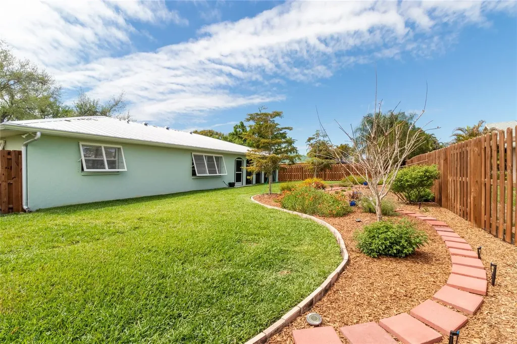 7926 Cypress Lake Drive Sarasota FL 34243