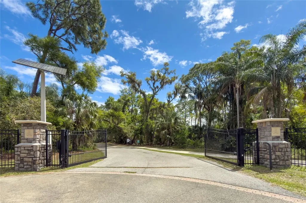 7926 Cypress Lake Drive Sarasota FL 34243