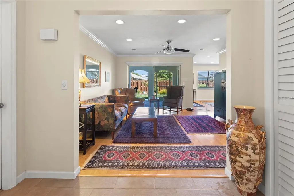 7926 Cypress Lake Drive Sarasota FL 34243