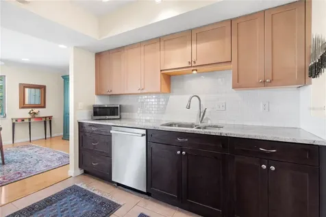 7926 Cypress Lake Drive Sarasota FL 34243