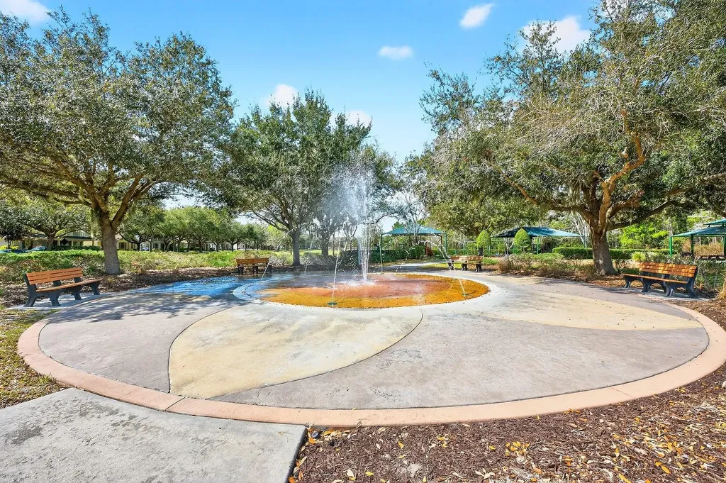 7651 Five Oaks Drive Harmony FL 34773