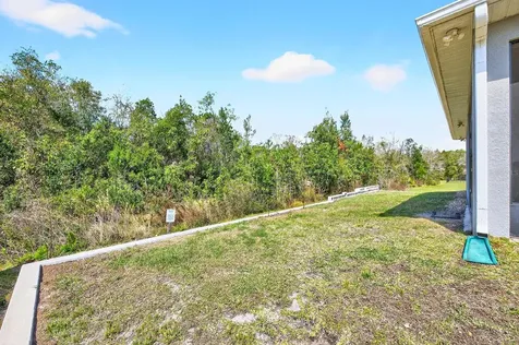 7651 Five Oaks Drive Harmony FL 34773